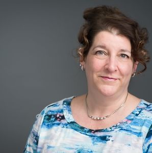 Meet your Posher, Lyne